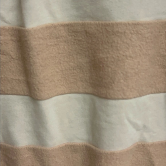 Sonoma Tan/Cream Sweater - Picture 2 of 6